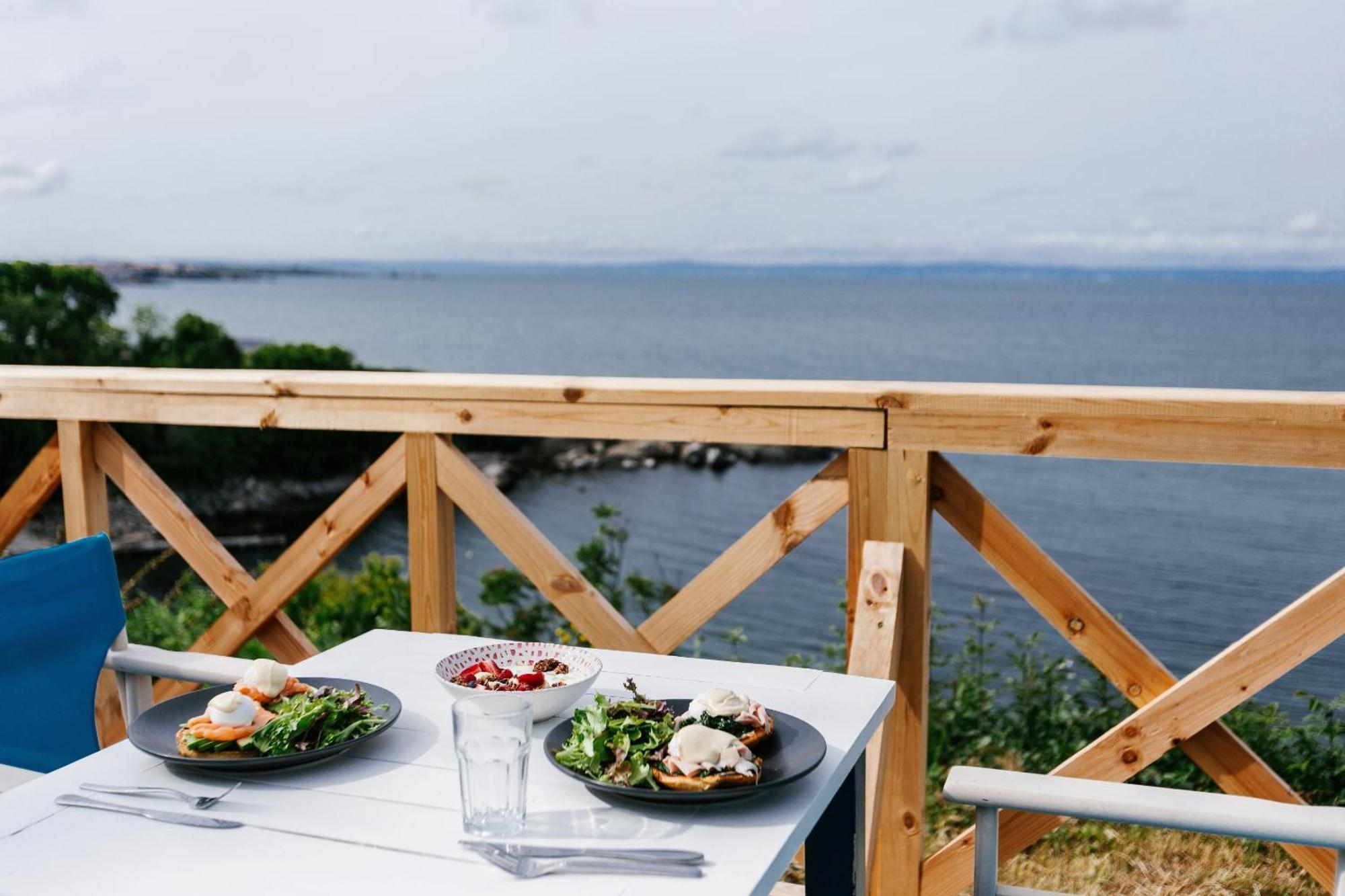 Paradise Bay Hotel Sozopol Exterior photo